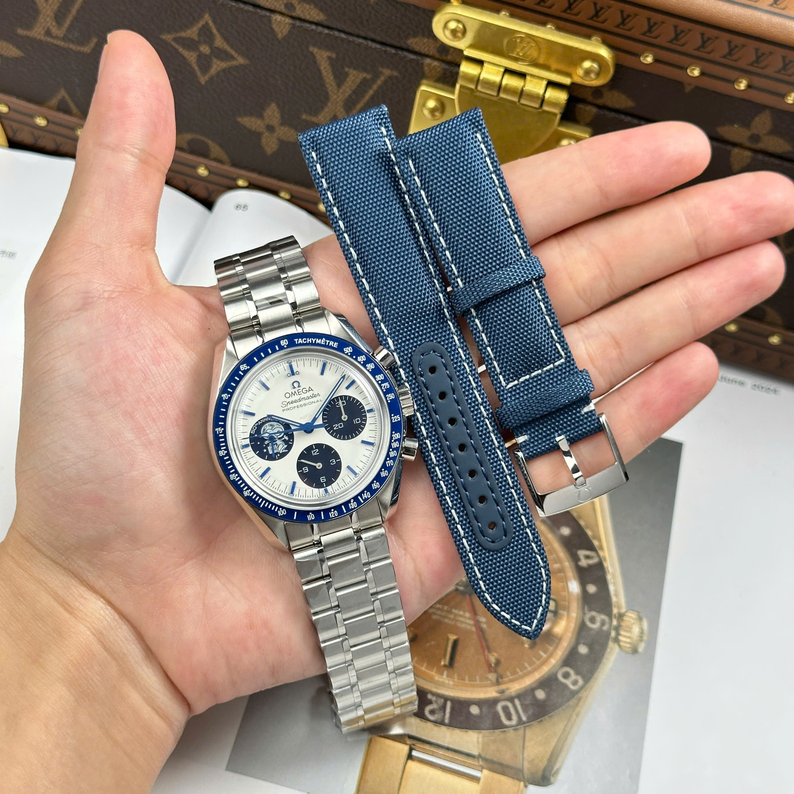 Đồng Hồ Omega Snoopy Avard 50th Replica 11 Cao Cấp Nhất Xưởng N1 42mm (14) Đồng Hồ Omega Snoopy Avard 50th Replica 11 Cao Cấp Nhất Xưởng N1 42mm (5)