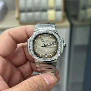 Đồng Hồ Patek Philippe Nautilus 7118 Nữ Đính Đá Mặt Xám Máy Thuỵ Sỹ Xưởng 3K 35,2mm (2)