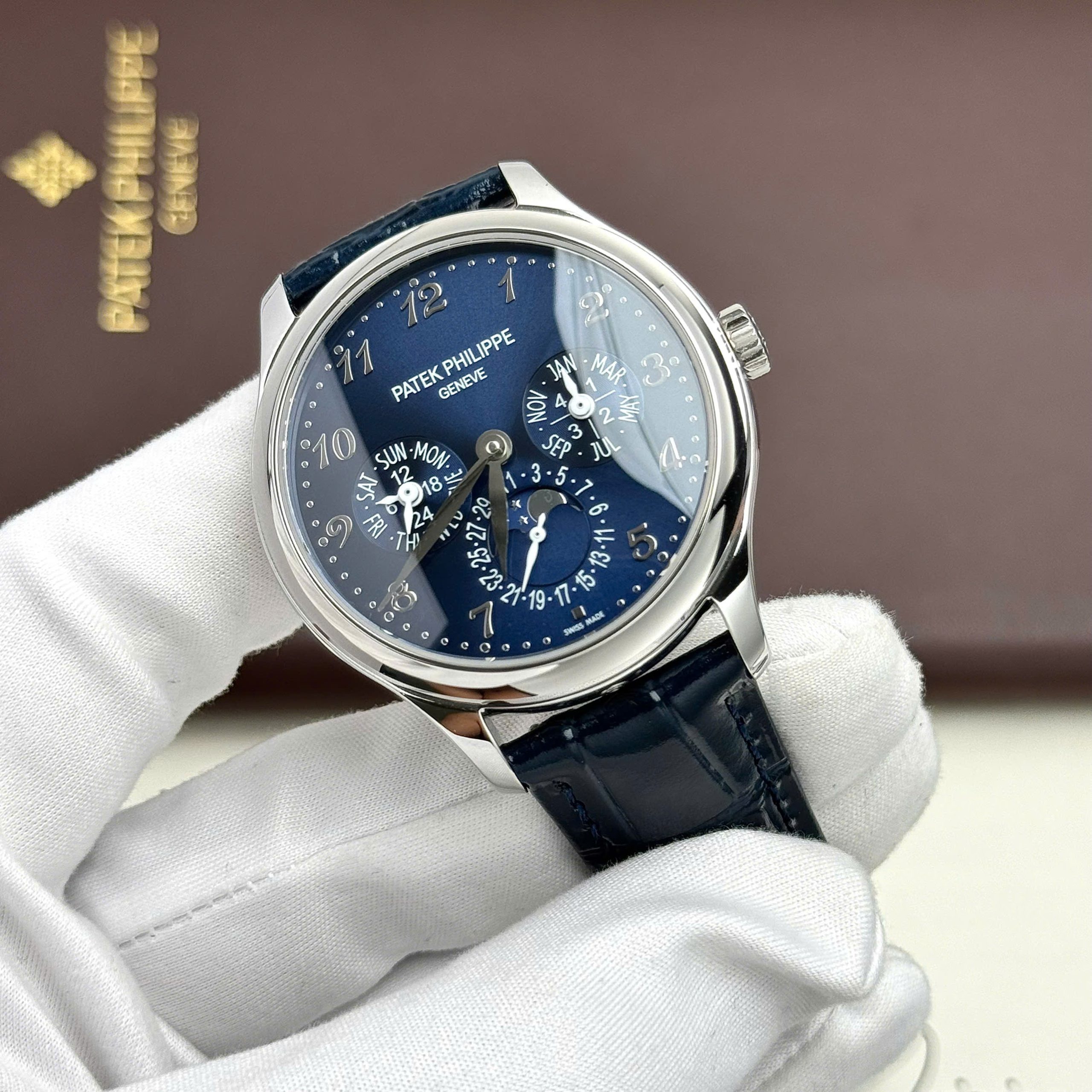 Đồng Hồ Patek Philippe Replica 11 Grand Complications 5327G Màu Xanh Dương 40mm (3) Dong Ho Patek Philippe Replica 11 Grand Complications 5327G Mau Xanh Duong 40mm 3 scaled