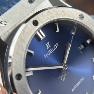 Dong Ho Hublot Classic Fusion Titanium Blue Dial Che Tac 85 Grams Xuong JJZ 42mm 8
