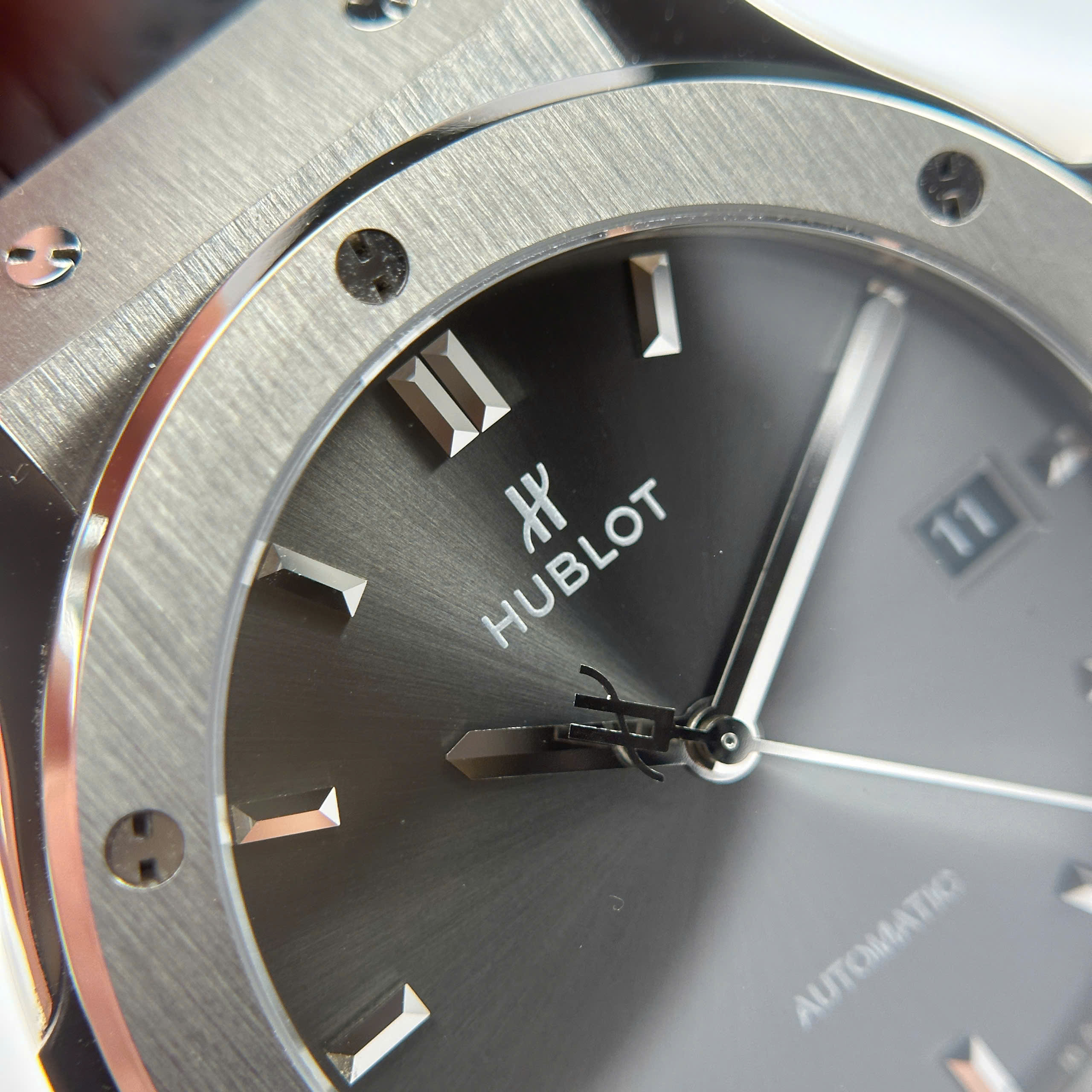 Đồng Hồ Hublot Classic Fusion Titanium Gray Dial Chế Tác 85 Grams Xưởng JJZ 42mm (1) Đồng Hồ Hublot Classic Fusion Titanium Gray Dial Chế Tác 85 Grams Xưởng JJZ 42mm (11)