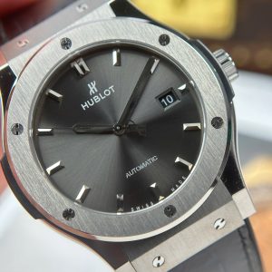 Dong Ho Hublot Classic Fusion Titanium Gray Dial Che Tac 85 Grams Xuong JJZ 42mm 12