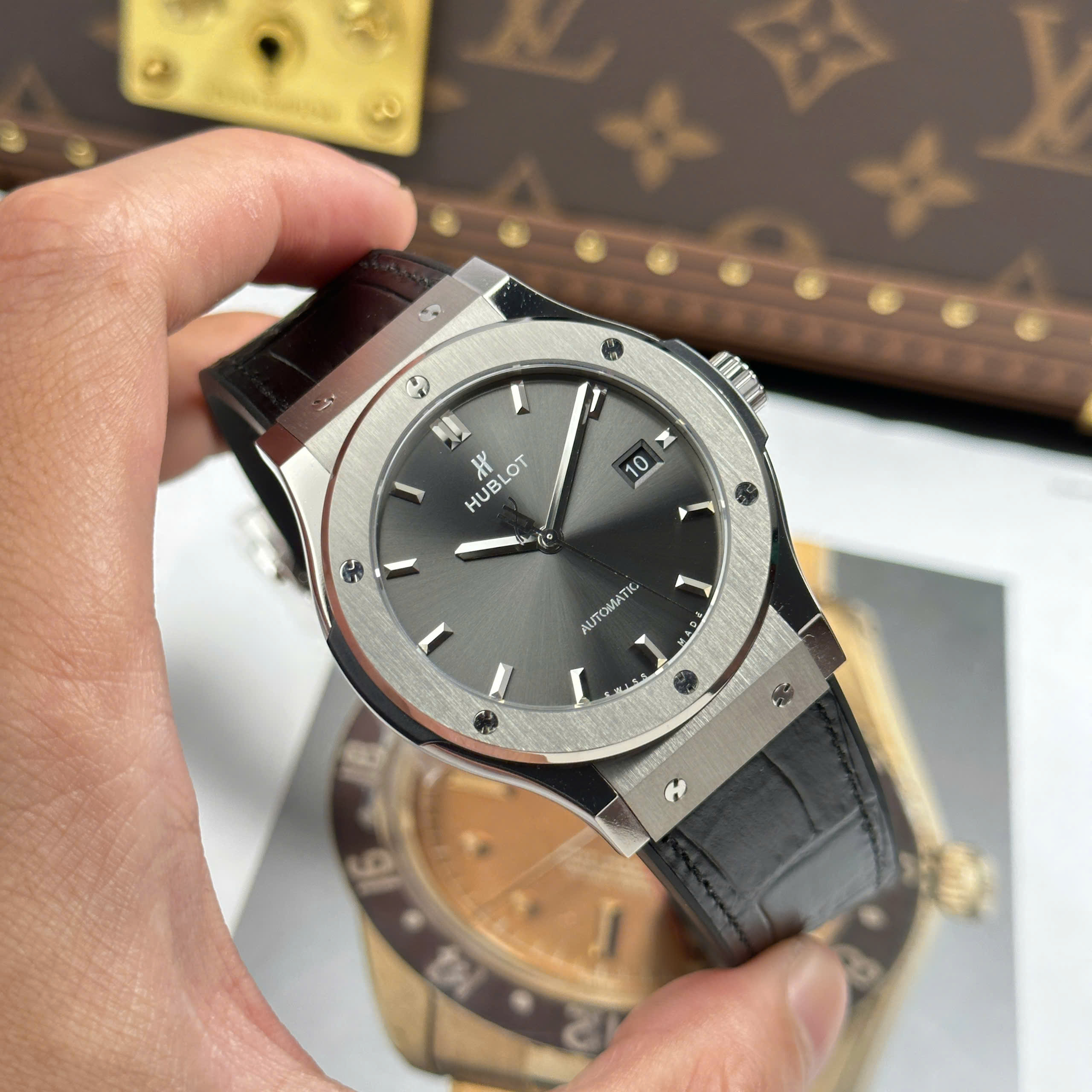 Đồng Hồ Hublot Classic Fusion Titanium Gray Dial Chế Tác 85 Grams Xưởng JJZ 42mm (6) Đồng Hồ Hublot Classic Fusion Titanium Gray Dial Chế Tác 85 Grams Xưởng JJZ 42mm (11)
