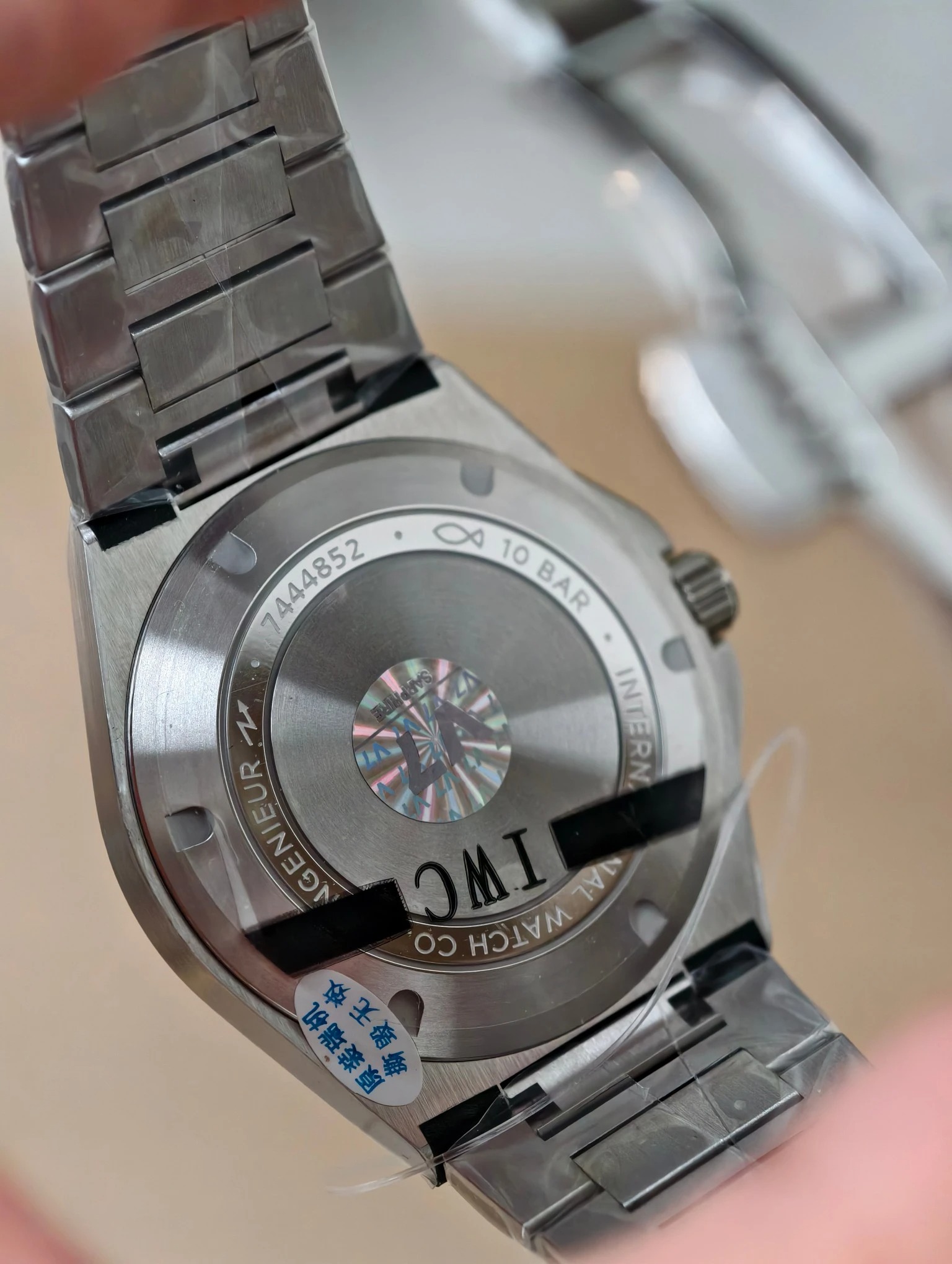 Đồng Hồ IWC Schaffhausen Ingenieur Replica Cao Cấp Nhất Mặt Xanh Lá Nhà Máy V7 40mm (3) Dong Ho IWC Schaffhausen Ingenieur Replica Cao Cap Nhat Mat Xanh La Nha May V7 40mm 3