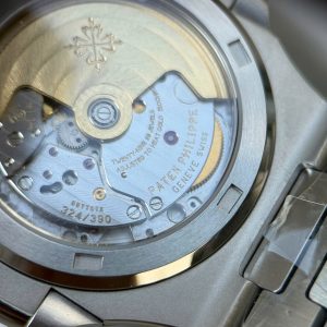 Dong Ho Patek Philippe Nautilus 5711 Mat So Xanh La Tinh Chinh Nha May BBF 40mm 15