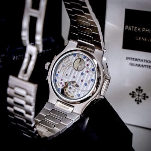 Dong Ho Patek Philippe Nautilus 5724 Fake Cao Cap May Co Nhat Mat So Xanh 40mm 1