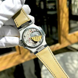 Đồng Hồ Patek Philippe Nautilus 5740G Chế Tác Nam Đính Đá Mặt Số Màu Xanh Dương 40mm (6)