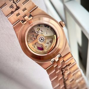 Dong Ho Rolex Land Dweller Fake Cao Cap Mau Vang Hong Hoa Tiet To Ong 40mm 2