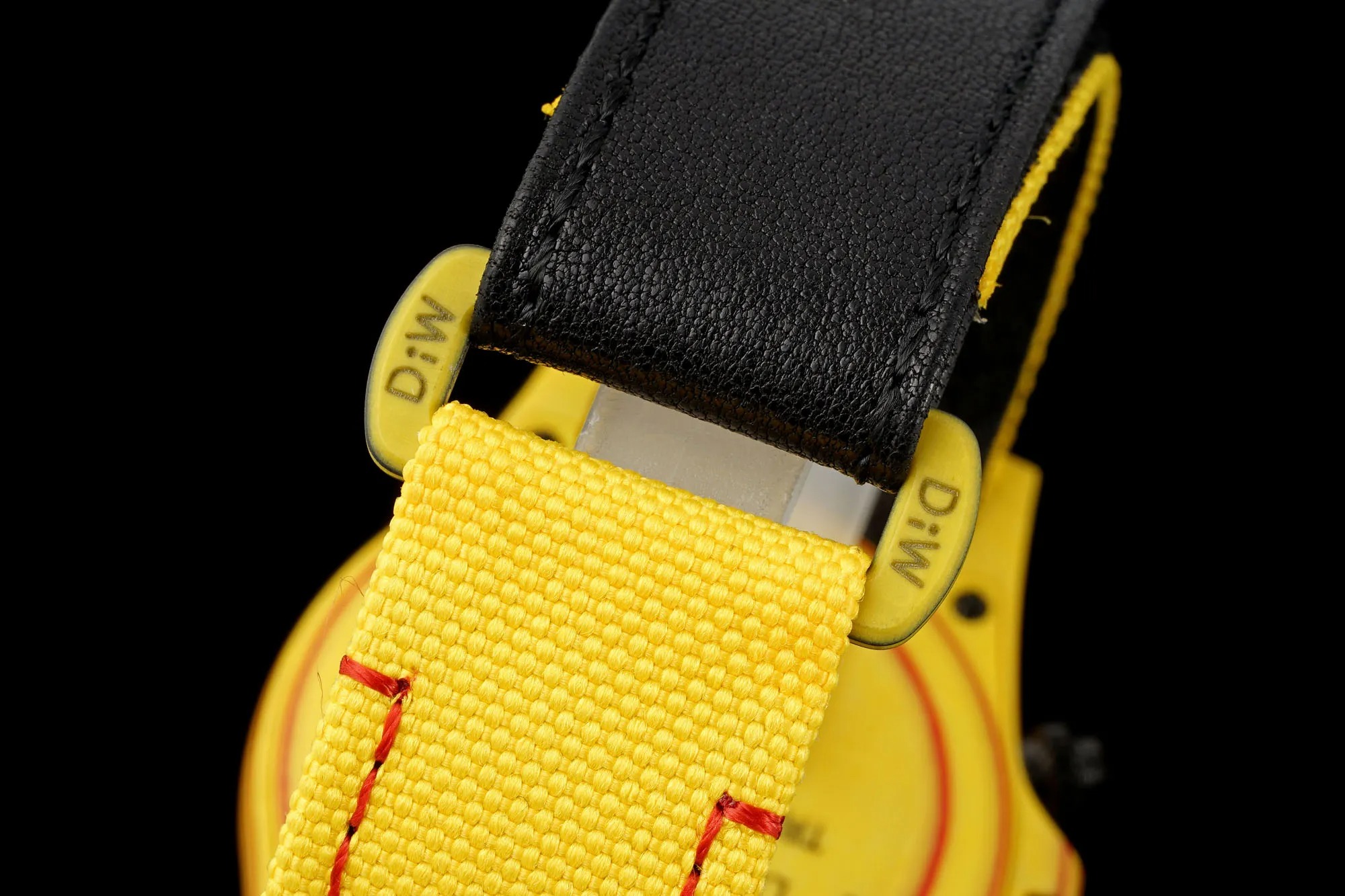 Đồng Hồ Rolex Replica 11 Daytona Diw Carbon Fiber Volcano Cao Cấp Nhất 40mm (2) Đồng Hồ Rolex Replica 11 Daytona Diw Carbon Fiber Volcano Cao Cấp Nhất 40mm (10)