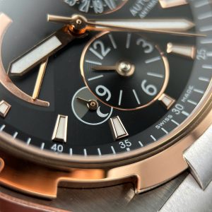 Đồng Hồ Vacheron Constantin Overseas Dual Time 47450 Dây Cao Su Màu Đen 9F 42mm (5)