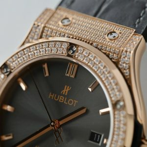 Đồng Hồ Hublot Chế Tác Classic Fusion King Gold Màu Xám Đính Full Đá 42mm (2)