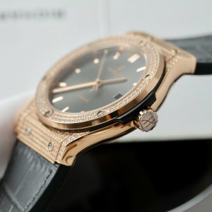 Đồng Hồ Hublot Chế Tác Classic Fusion King Gold Màu Xám Đính Full Đá 42mm (2)