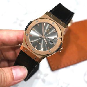 Đồng Hồ Hublot Classic Fusion King Gold Mặt Xám Chế Tác 85 Grams Xưởng JJZ 42mm (2)