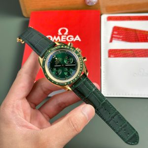 Đồng Hồ Omega SpeedMaster MoonWatch Chế Tác Mặt Xanh Lá Cây Dây Da Xưởng OM 42mm (2)