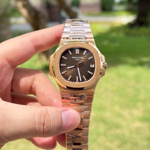 Đồng Hồ Patek Philippe Nautilus 5711 Chế Tác Mặt Nâu Máy Khắc Xưởng BB 40mm (2)