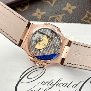 Đồng Hồ Patek Philippe Nautilus 5724R Chế Tác Nam Mặt Đen Đính Đá Baguette Xưởng GR 40mm (2)