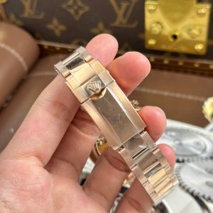 Đồng Hồ Rolex Cosmograph Daytona 126525LN Le Mans Replica Cao Cấp Xưởng QF 40mm (2)