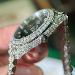 Đồng Hồ Rolex DateJust Chế Tác Mặt Đen Đính Full Đá Moissanite HongKong 41mm (2)