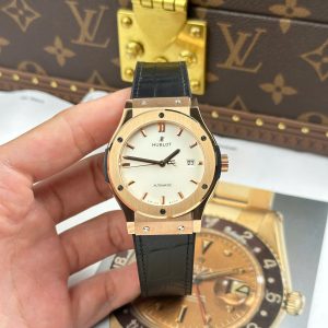 Đồng Hồ Hublot Classic Fusion King Gold Replica 11 Mặt Trắng Trọng Lượng 85 Gram Xưởng JJZ 42mm (2)