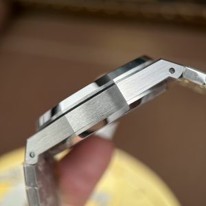 Đồng Hồ Nam Chế Tác Audemars Piguet Royal Oak Selfwinding Flying Tourbillon 26730BC Mặt Xanh Lá Cây Đính Đá Baguette 41mm (2)