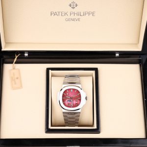 Đồng Hồ Patek Philippe Nautilus 5712 Fake 11 Mặt Màu Cherry Máy Cơ Thụy Sỹ Xưởng GR 40mm (2)