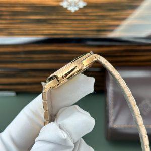 Đồng Hồ Patek Philippe Nautilus 7118 Chế Tác Mạ Vàng Hồng Mặt Trắng Nhà Máy 3K 35 (2)