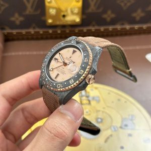 Đồng Hồ Rolex GMT-Master II DiW Chế Tác Vỏ Carbon Mặt Hồng Máy Cơ Thụy Sỹ 40mm (1)