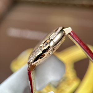 Đồng Hồ Cartier Ballon Bleu WJBB0033 Replica 11 Nữ Viền Đính Đá Dây Da Đỏ Xưởng AF 33mm (2)