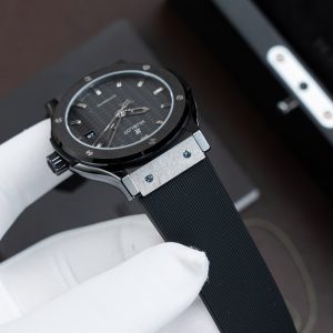 Đồng Hồ Hublot Classic Fusion Chế Tác Mặt Carbon Vỏ Gốm Đen Máy SW300 Thụy Sỹ 42mm (2)