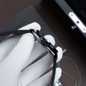 Đồng Hồ Hublot Classic Fusion Chế Tác Mặt Carbon Vỏ Gốm Đen Máy SW300 Thụy Sỹ 42mm (2)