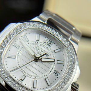 Đồng Hồ Nữ Patek Philippe Nautilus 7010 Rep 11 Mặt Trắng Máy Pin Thụy Sỹ 32mm (2)