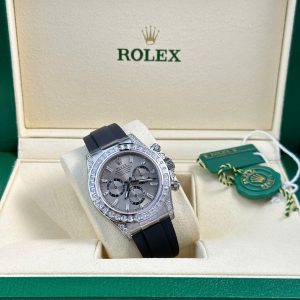 Đồng Hồ Rolex Cosmograph Daytona 126539TBR Chế Tác Mặt Xám Viền Đính Đá Baguette 40mm (2)