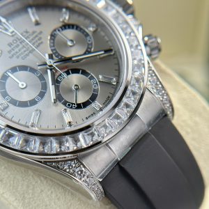 Đồng Hồ Rolex Cosmograph Daytona 126539TBR Chế Tác Mặt Xám Viền Đính Đá Baguette 40mm (2)
