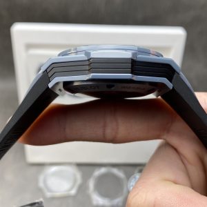 Đồng Hồ Hublot Big Bang Sang Bleu II Replica 11 Vỏ Gốm Màu Xanh Dương Nhà Máy BB 45mm