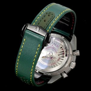Đồng Hồ Omega Speedmaster Grey Side of the Moon Porsche Club of America Edition Replica Cao Cấp 44mm (2)